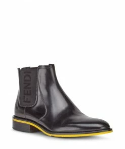 Fendi logo panel Chelsea boots