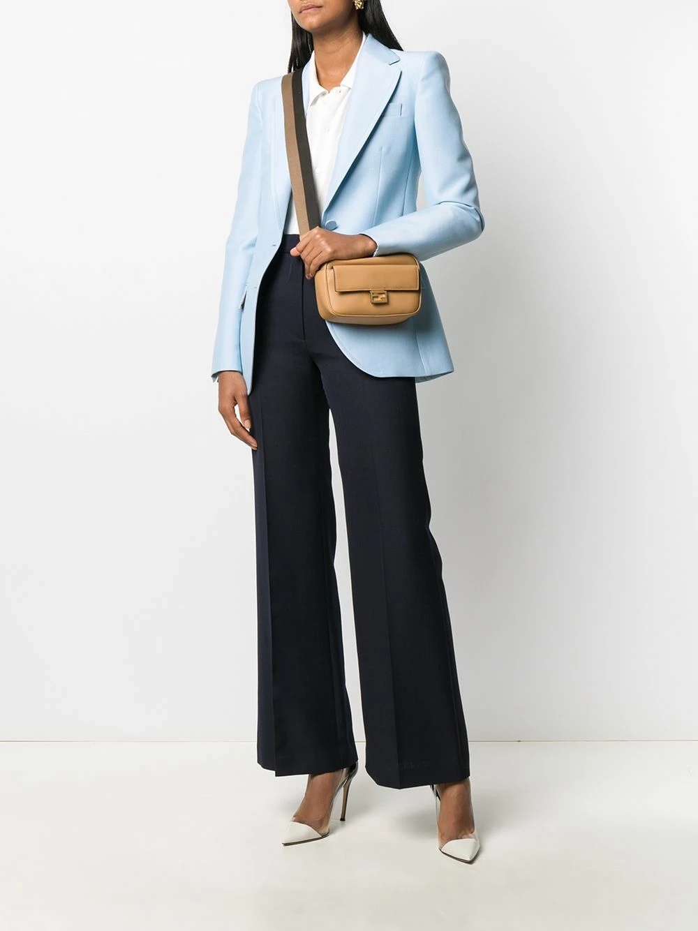 Best Sale ⌛ Fendi Mini camera case bag messenger & crossbody bags of women ✨ 4 Fendi mini camera case bag