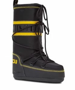 Fendi logo striped moon boots