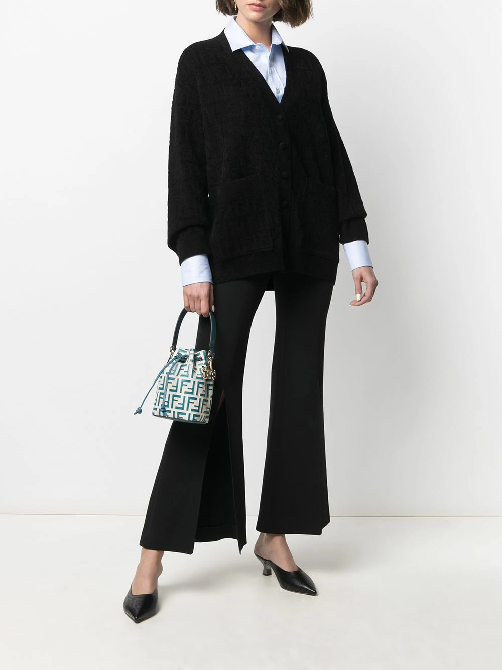 Outlet π€© Fendi V neck FF motif cardi π§₯ coat cardi-coats of women β 4 Fendi V-neck FF-motif cardi-coat