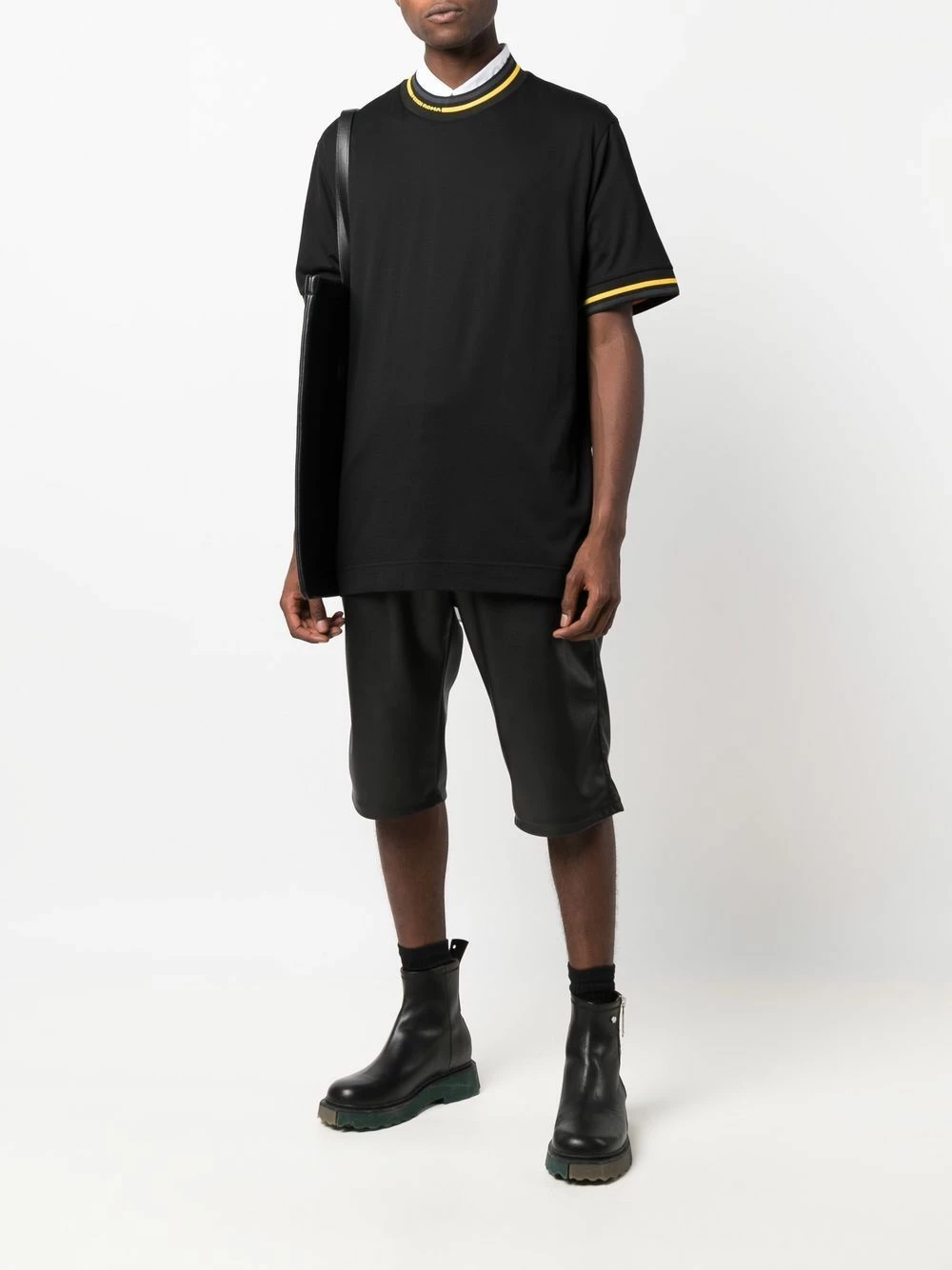 Best deal 𧨠Fendi Contrast trim cotton T π shirt t-shirts of men π― 4 Fendi contrast trim cotton T-shirt