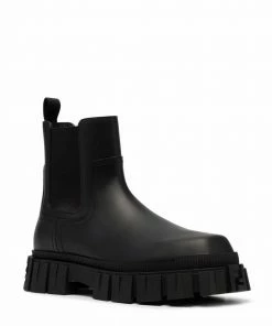 Fendi leather slip-on ankle boots